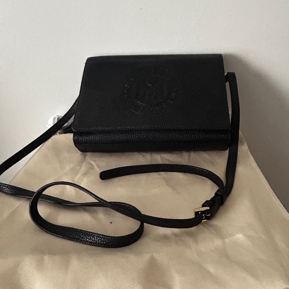 Have you met MetroCity??? This Black Crossbody Bag. Pebble Leather from Italy? - Picture 2 of 9